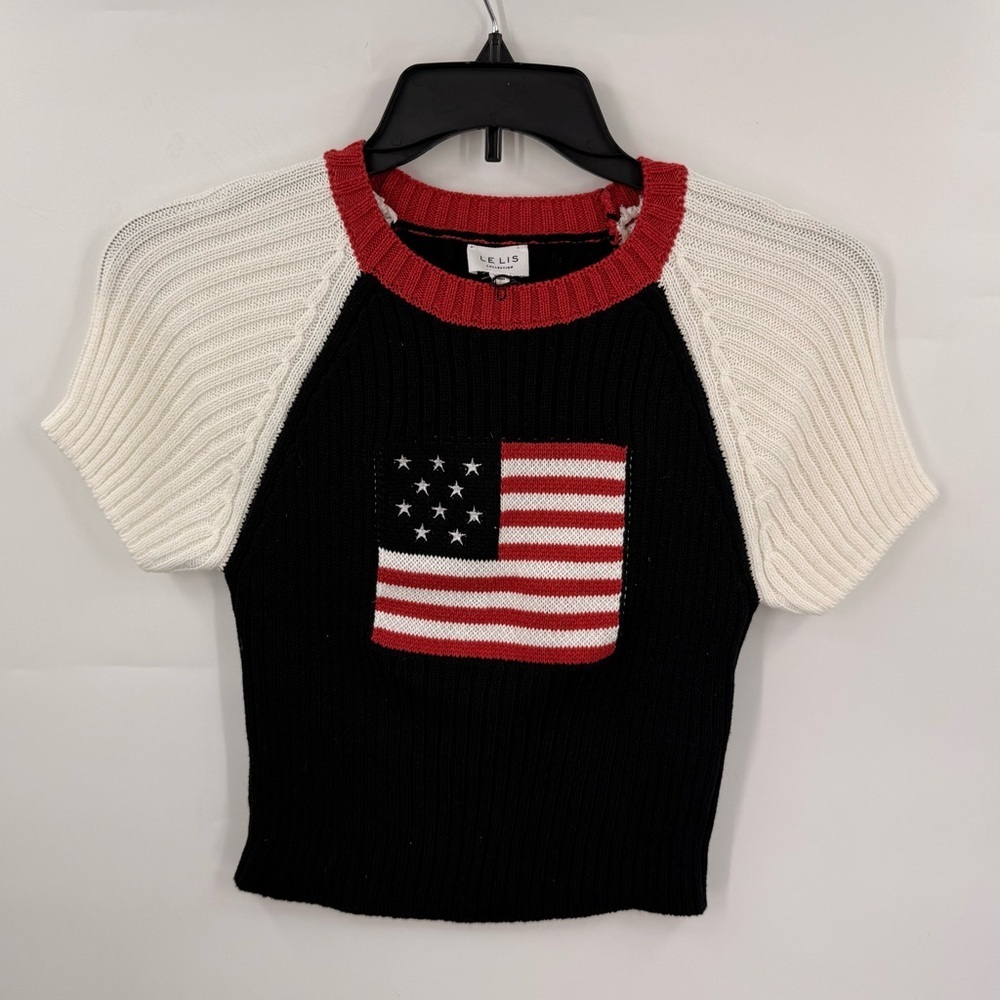 Le Lis Womens USA Flag Graphic Cropped Black Tight Knit Sweater Size Medium